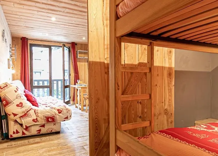 Cozy 2-4 People - L'eterlou Апартаменты